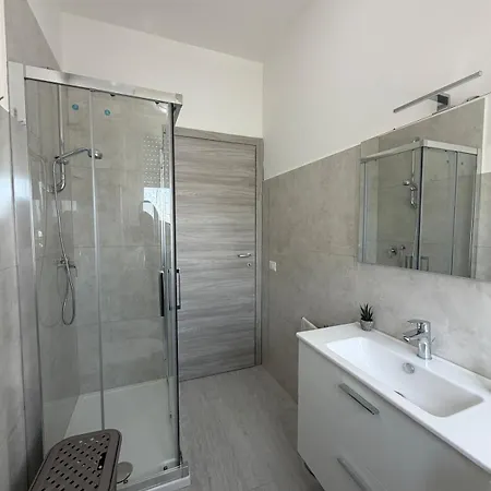 Ponente House - 50 M Dalla * Civitanova Marche